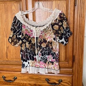 Off the Shoulder Top size small EUC
